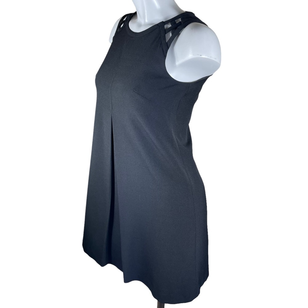 Adrianna Papell Black Sleeveless Birdcage Back Mini Dress w/ Front Pleat in 4P
